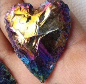 Angel Aura Coated Hearts Agate Arrowheads Quartz Crystals Wholesale Native American agate arrowheads for wholesale 