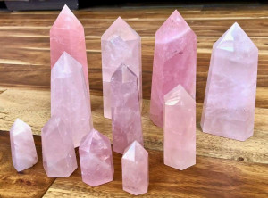 natural crystals stone Rose quartz point and tower wholesale 