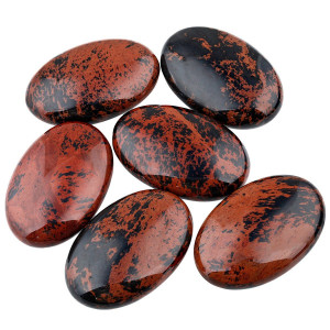 Mahagony obsidian palm stone